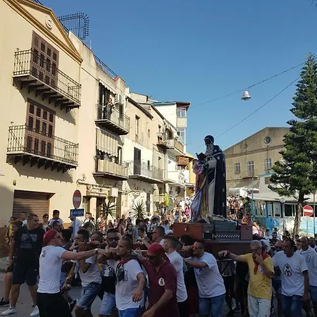 Апартаменты La Casa Del Sole Порт-Эмпедокле